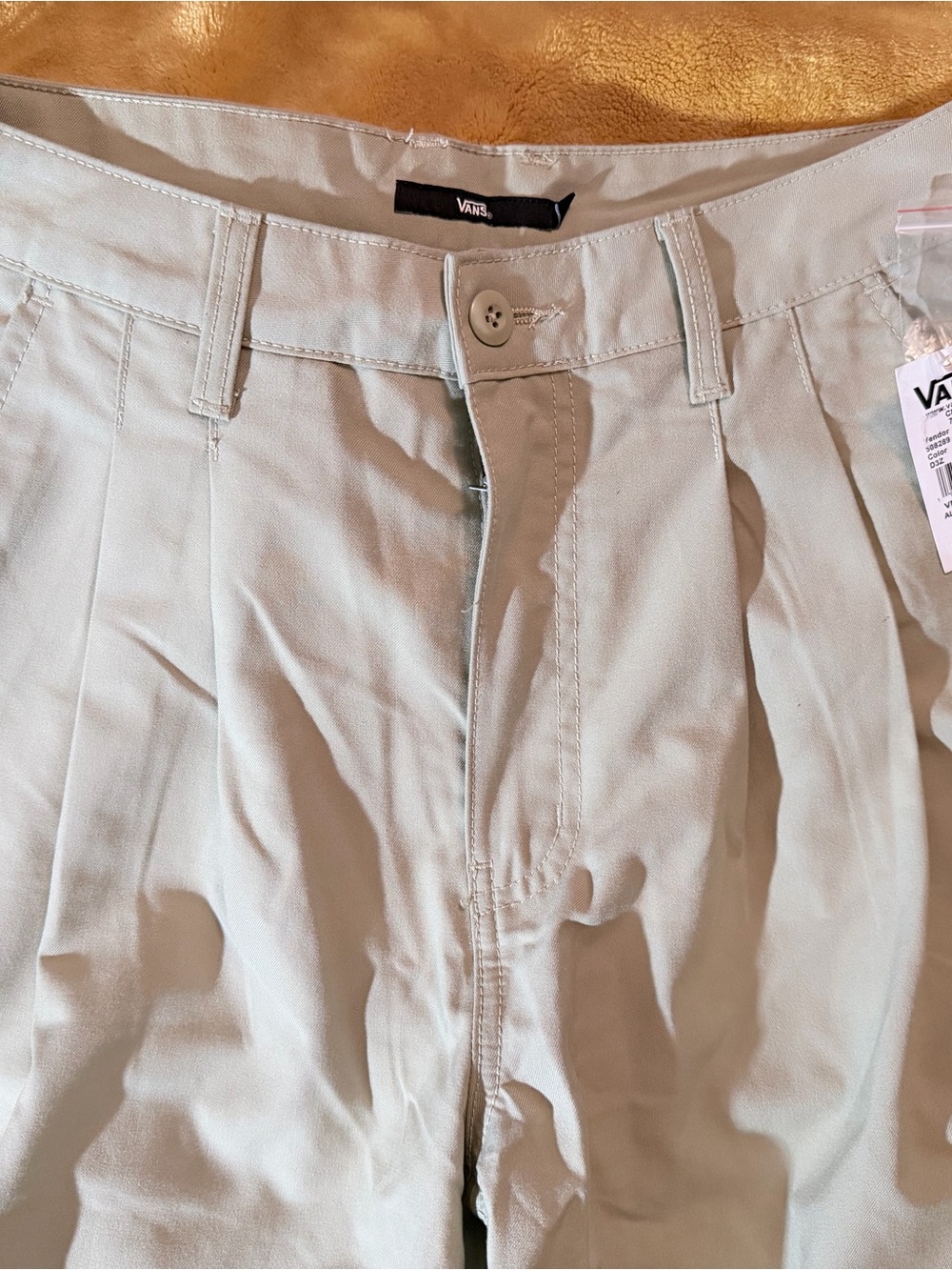 Vans Men's Light Khaki Pleated Chino Pants NWT